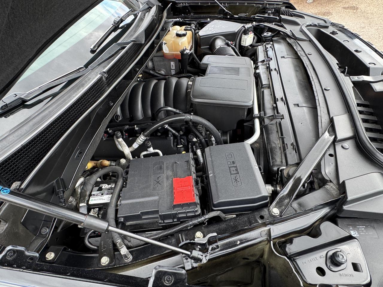 GMC Yukon Denali Ultimate 4WD 2023
