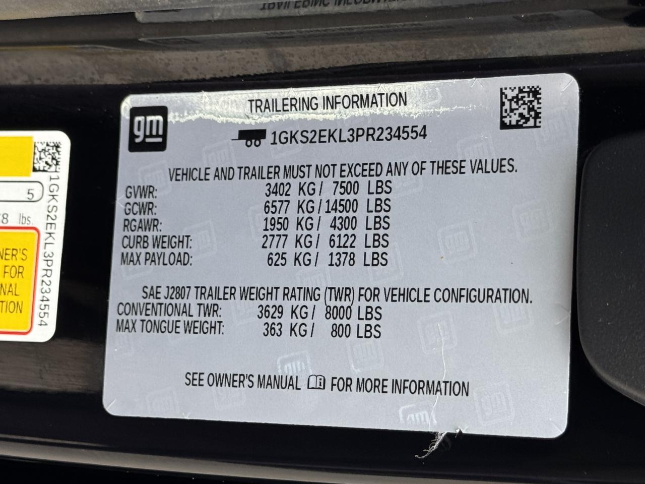 GMC Yukon Denali Ultimate 4WD 2023