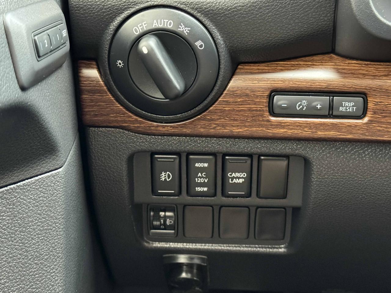 Nissan Titan Platinum Reserve Crew Cab 4WD 2018