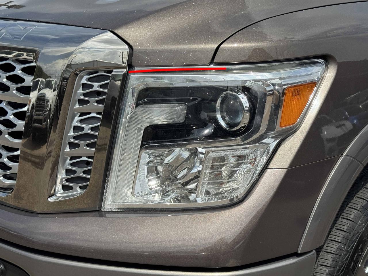 Nissan Titan Platinum Reserve Crew Cab 4WD 2018