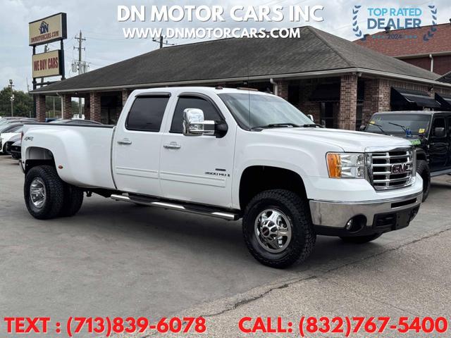 White 2009 GMC Sierra 3500HD Pickup Truck Four-Wheel Drive Automatic