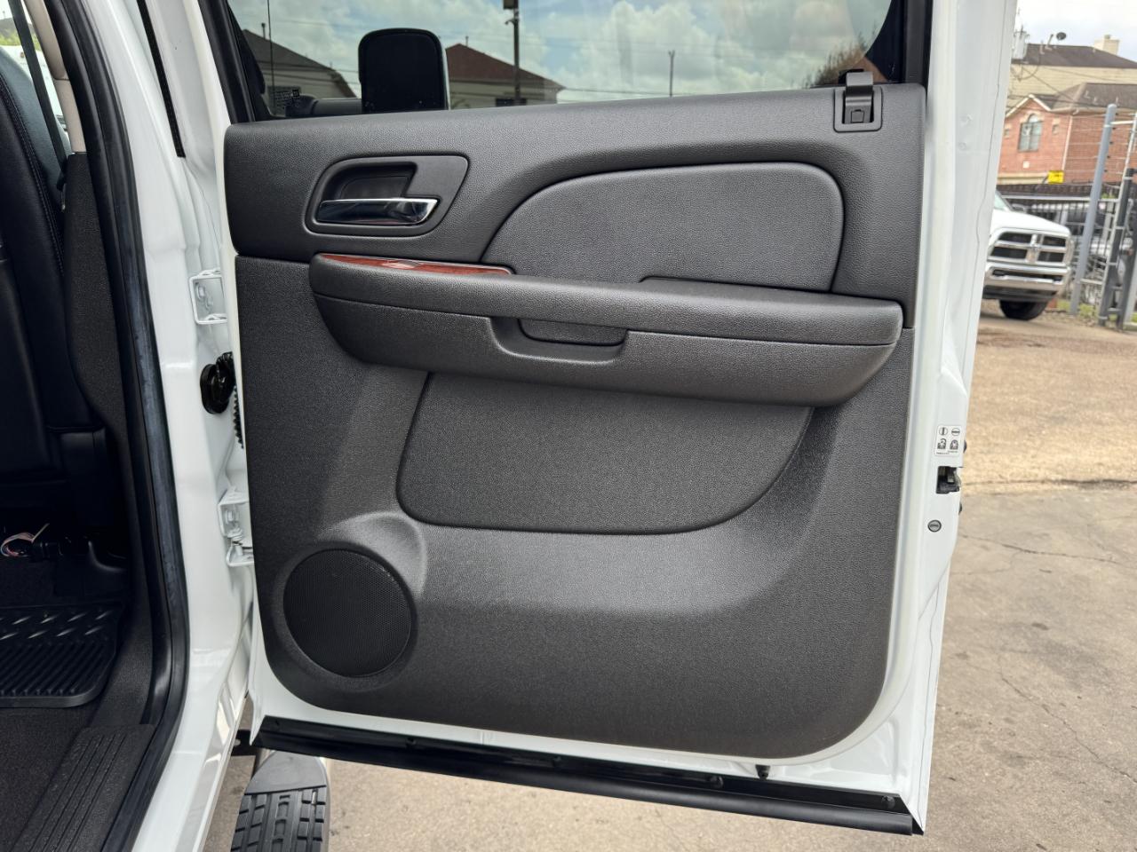 GMC Sierra 3500HD  2009