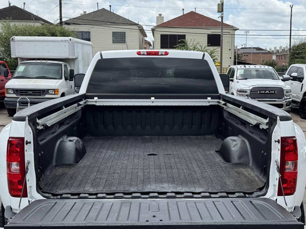 GMC Sierra 3500HD  2009