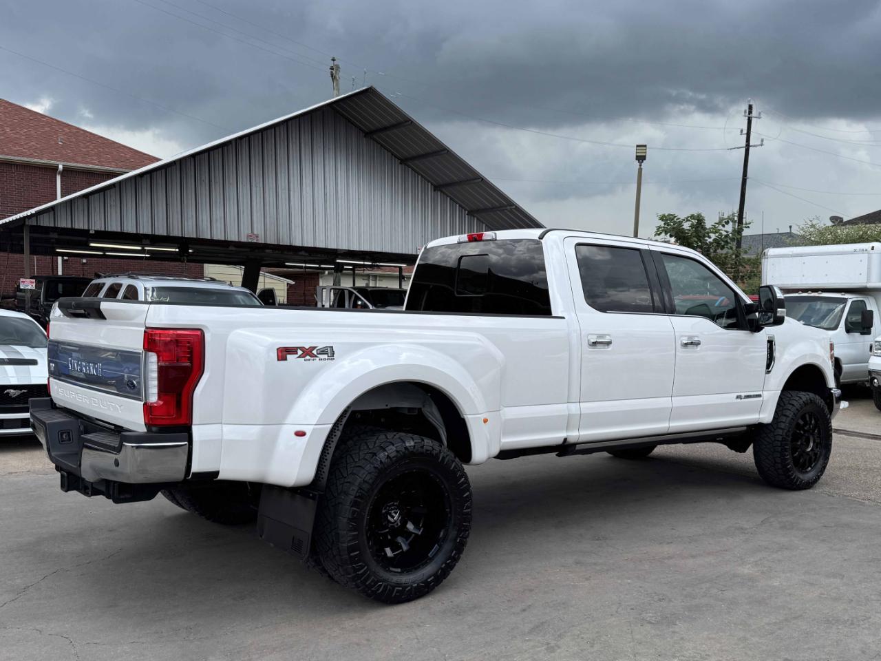 Ford Super Duty F-350 DRW  2019