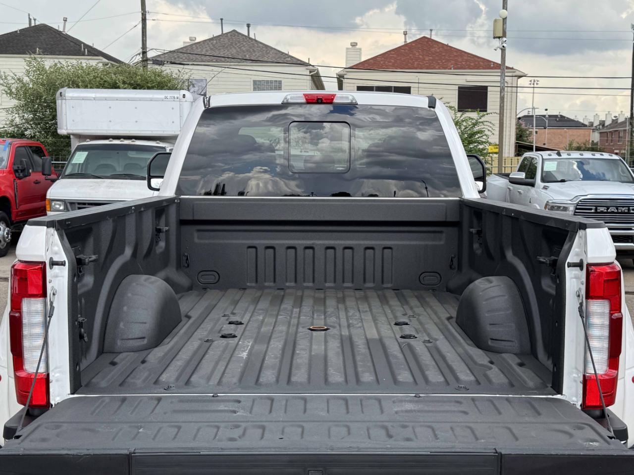 Ford Super Duty F-350 DRW  2019