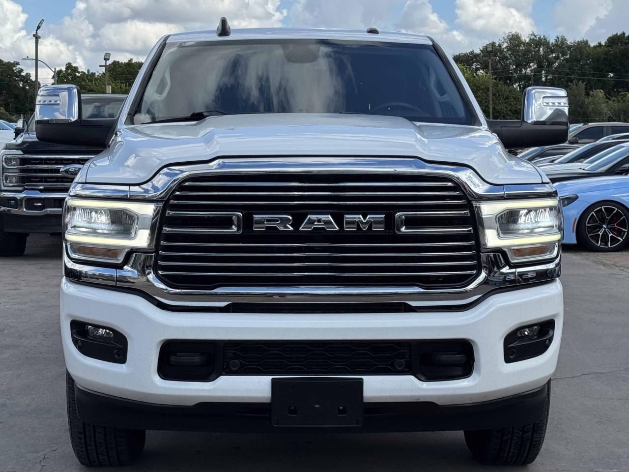 RAM 2500 Laramie Crew Cab 4WD 2023