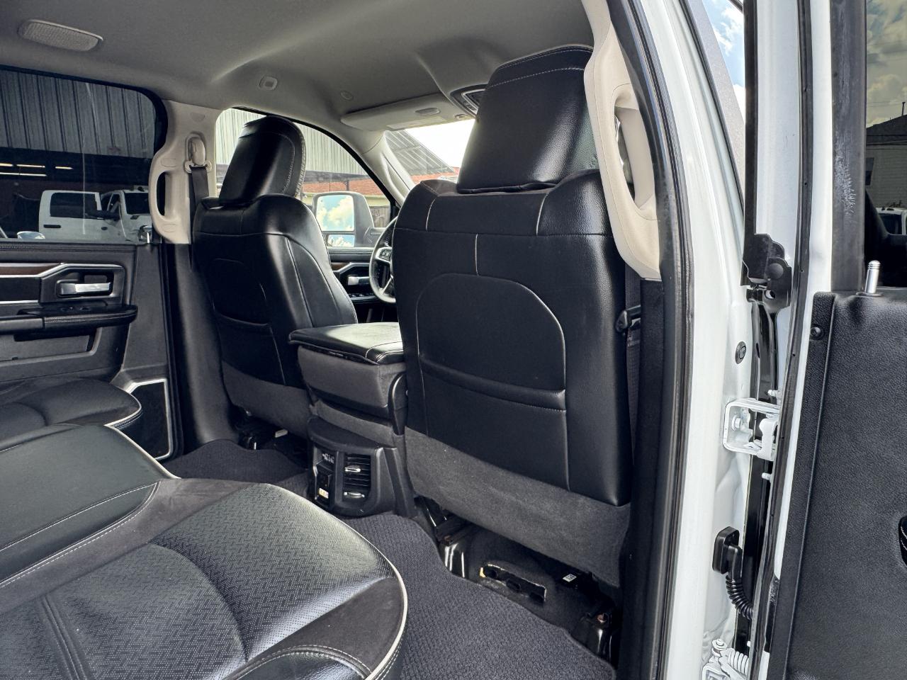 RAM 2500 Laramie Crew Cab 4WD 2023
