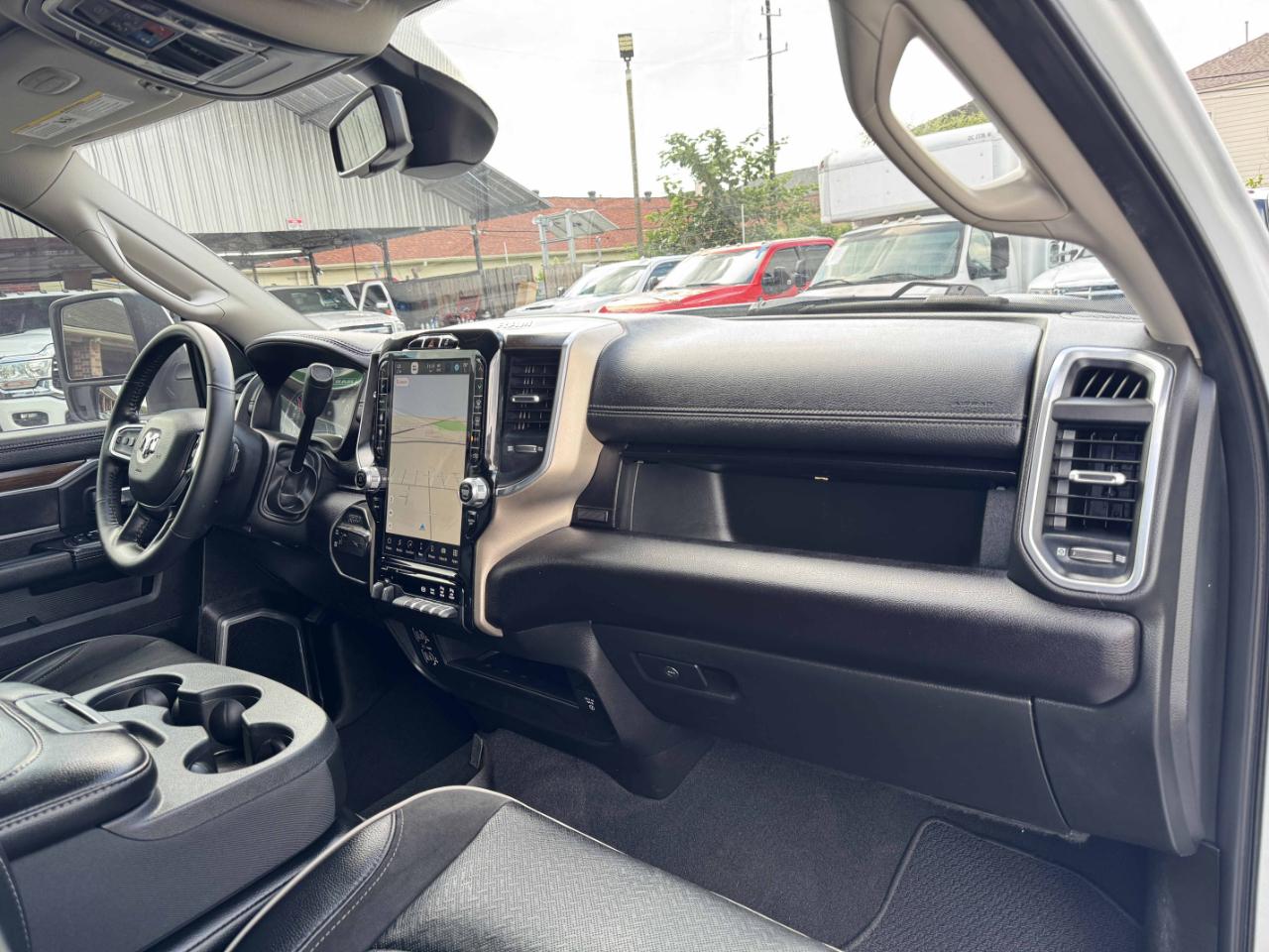 RAM 2500 Laramie Crew Cab 4WD 2023