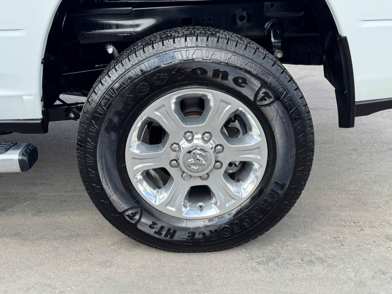RAM 2500 Laramie Crew Cab 4WD 2023