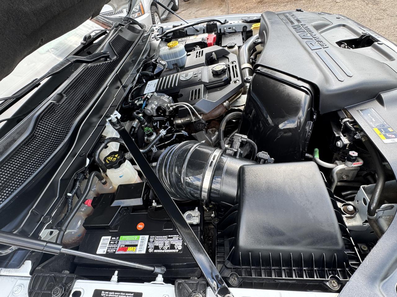 RAM 2500 Laramie Crew Cab 4WD 2023