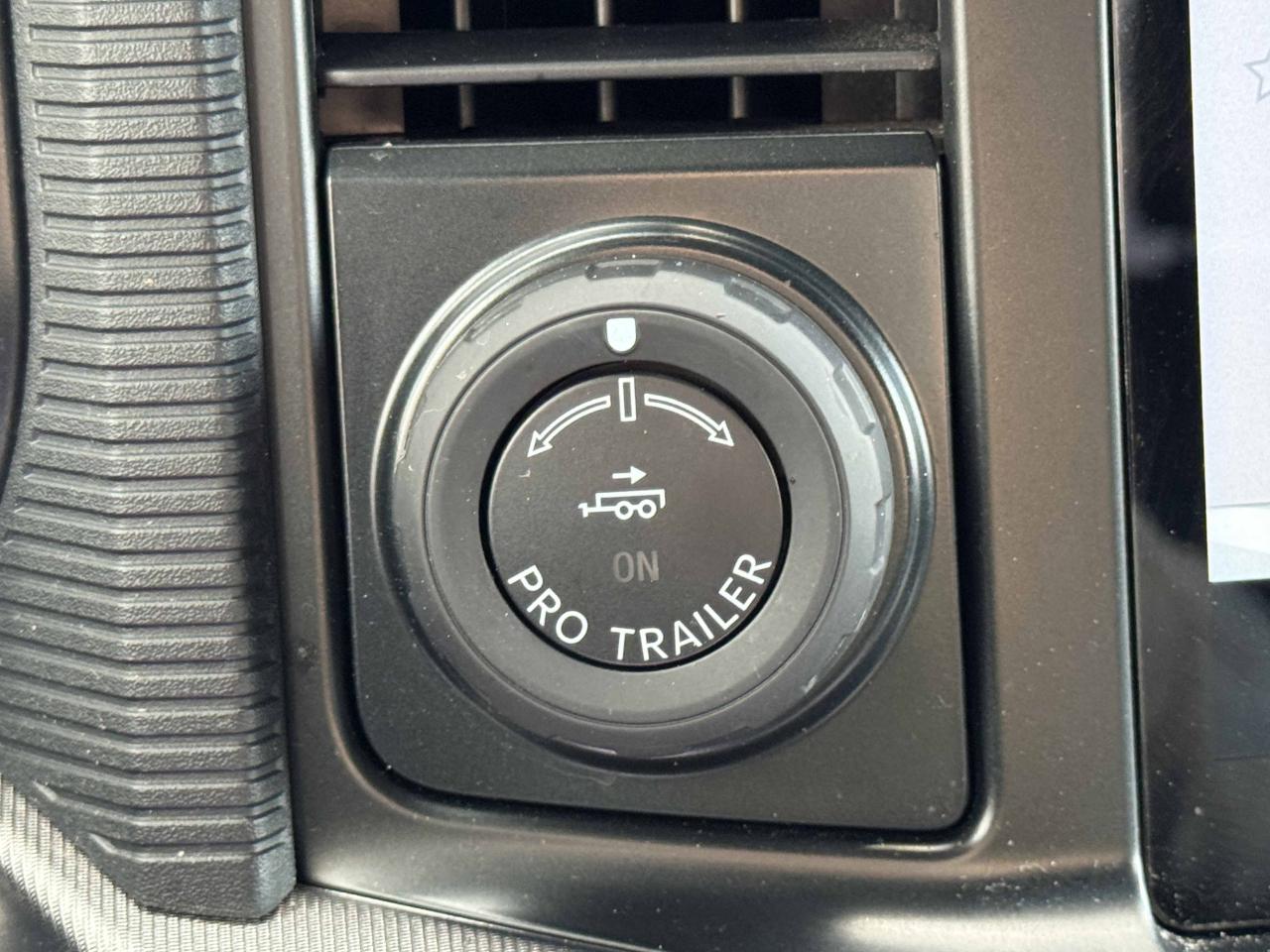 Ford F-150 Raptor SuperCrew 4WD 2024