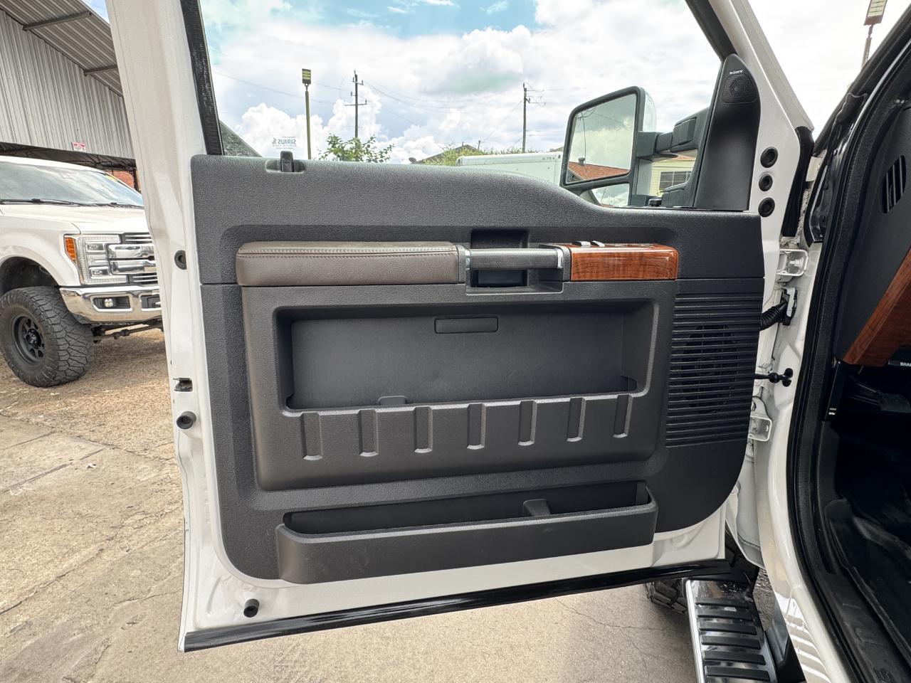 Ford Super Duty F-250 SRW  2015