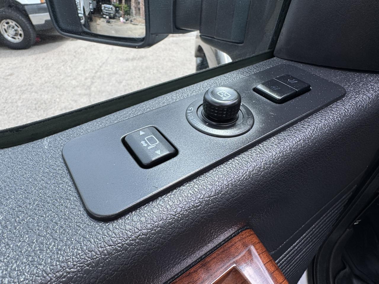 Ford Super Duty F-250 SRW  2015