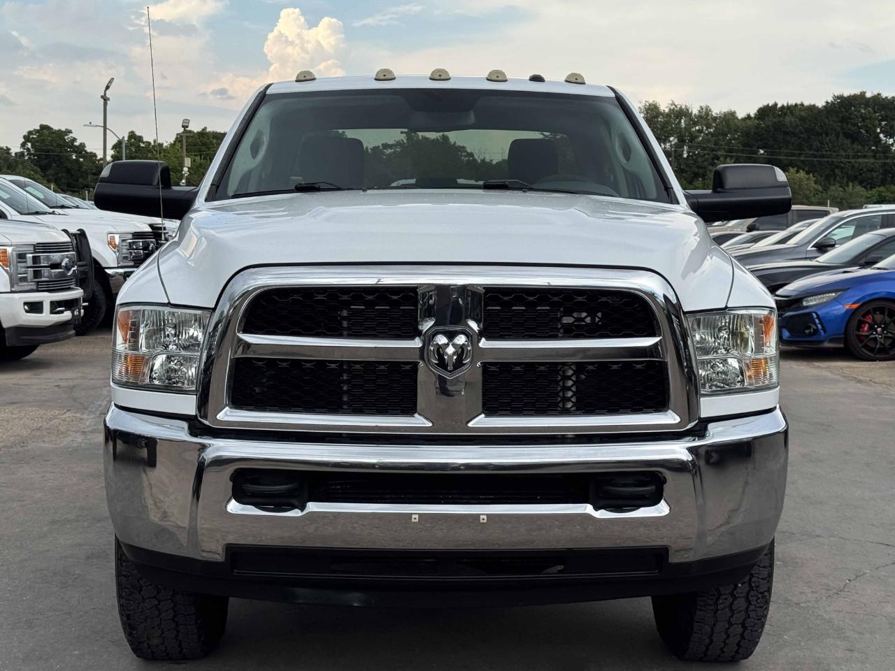 RAM 2500 Tradesman Crew Cab 4WD 2016