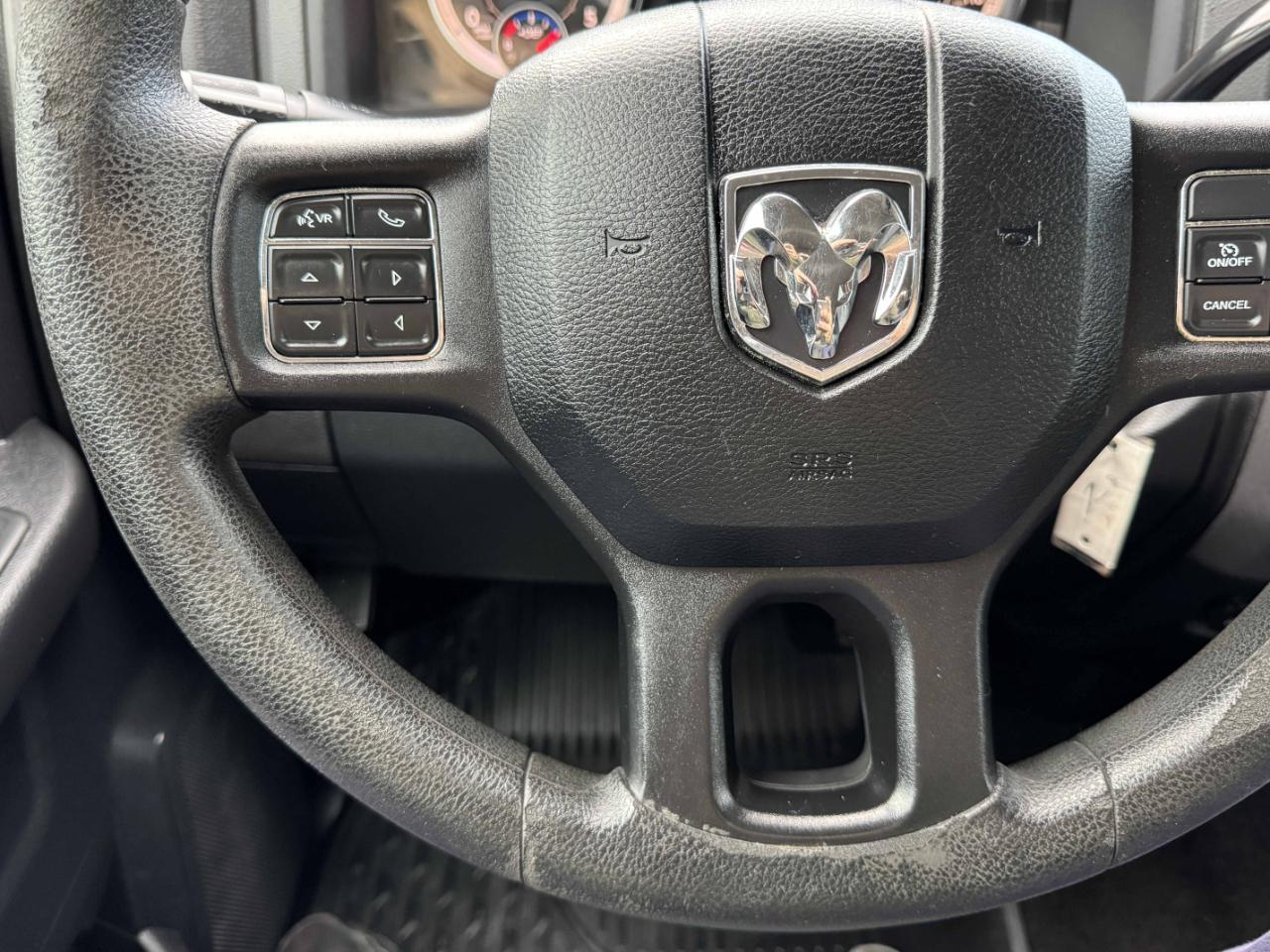 RAM 2500 Tradesman Crew Cab 4WD 2016