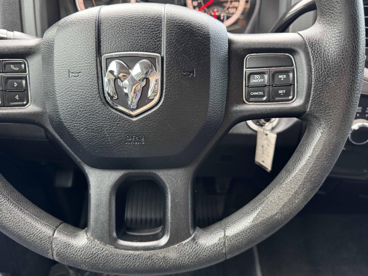 RAM 2500 Tradesman Crew Cab 4WD 2016