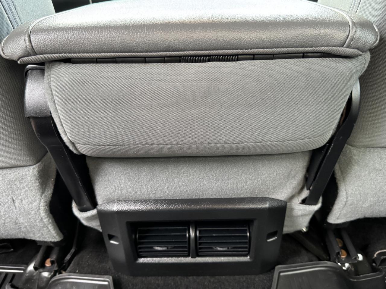 RAM 2500 Tradesman Crew Cab 4WD 2016