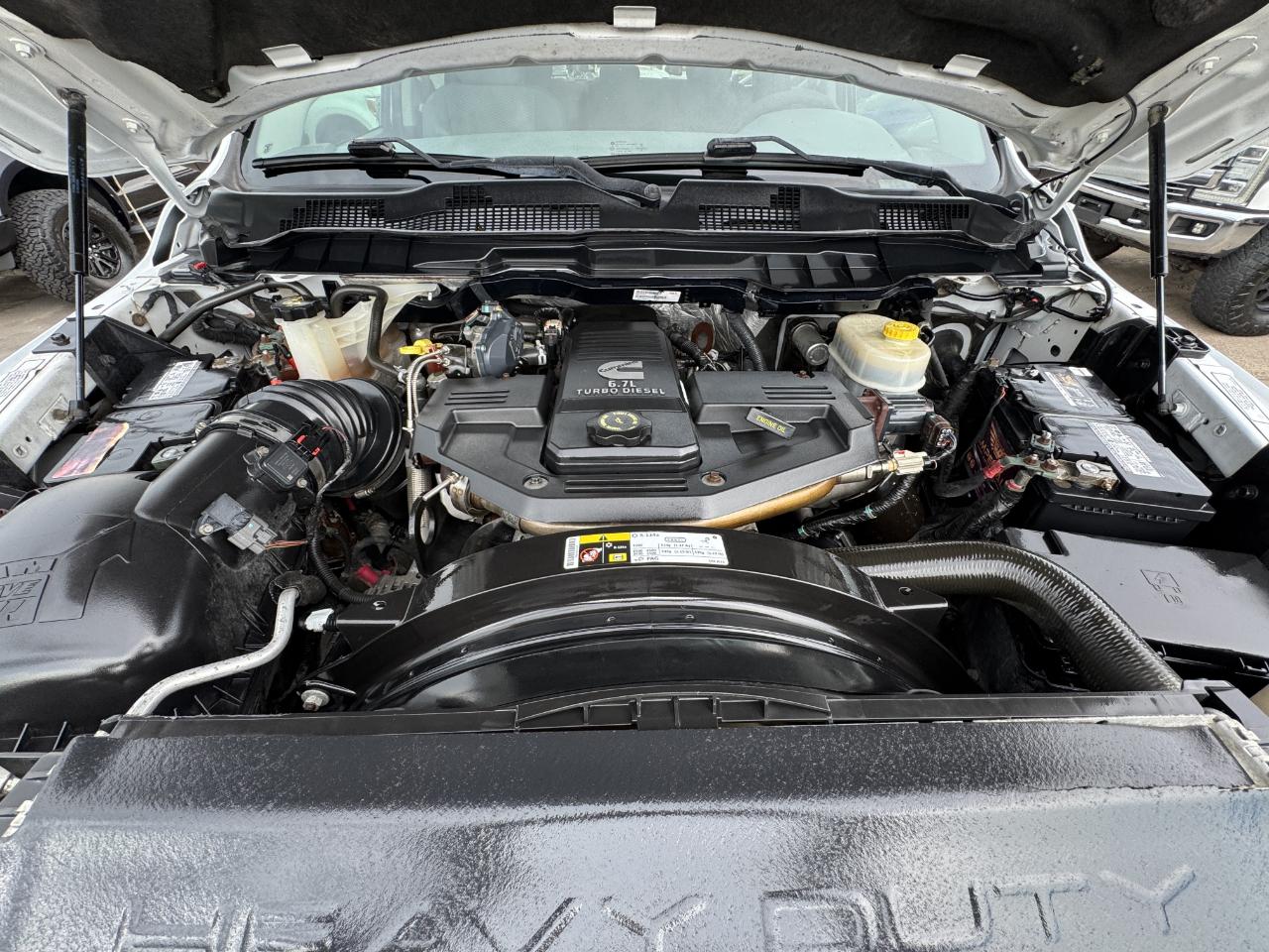RAM 2500 Tradesman Crew Cab 4WD 2016