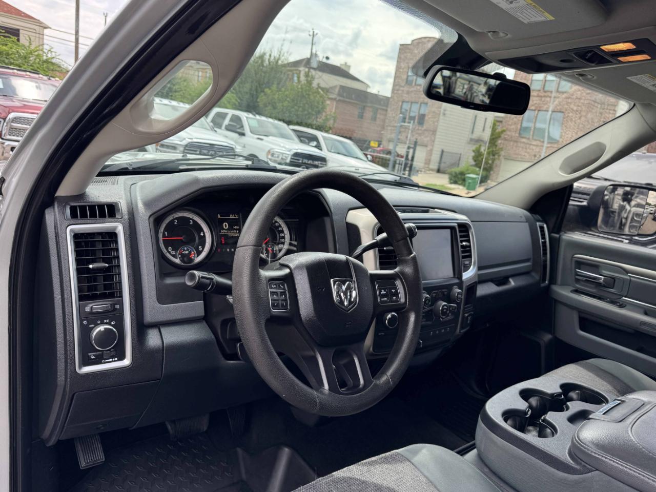 RAM 2500 SLT Crew Cab 4WD 2015