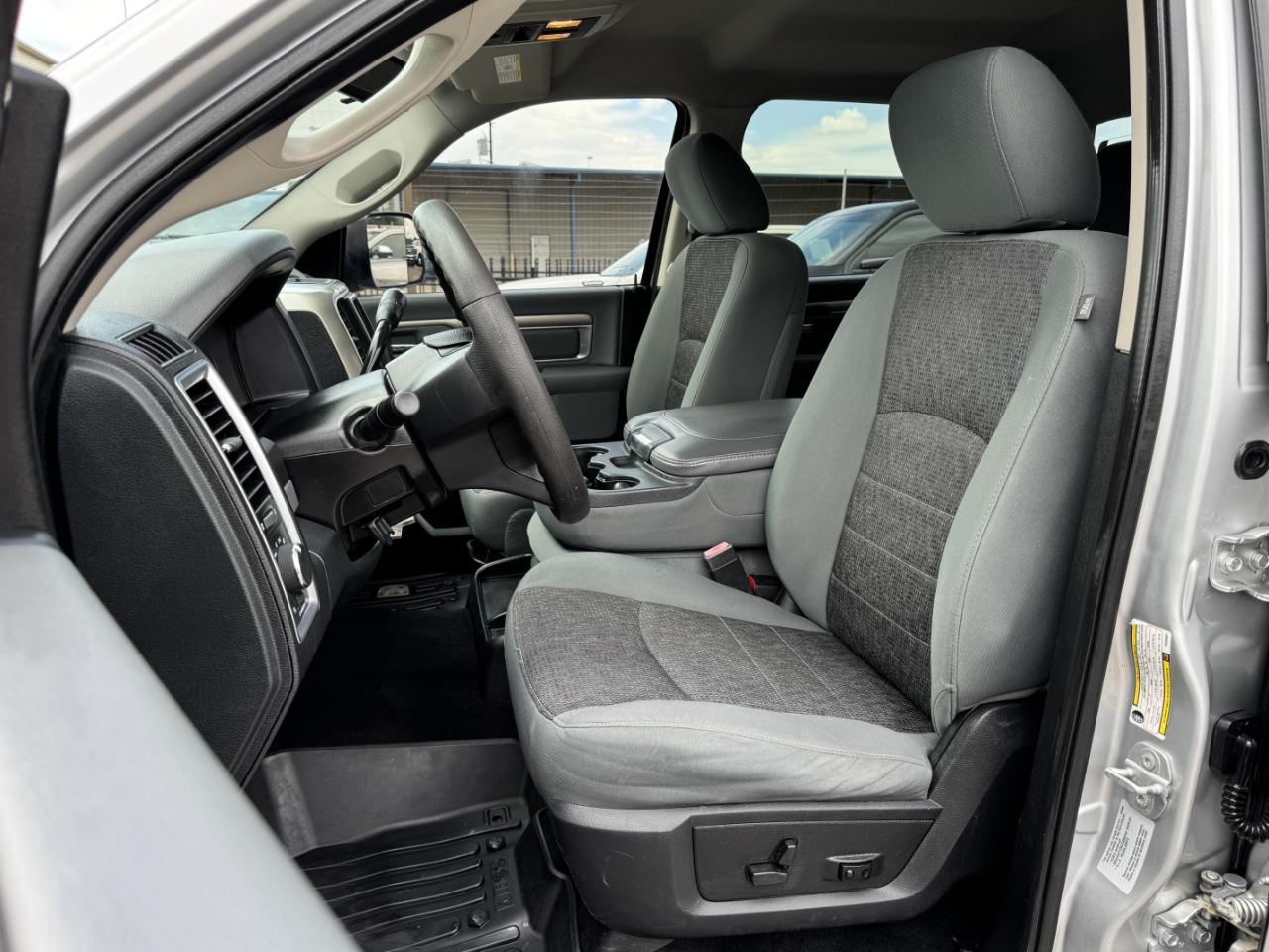 RAM 2500 SLT Crew Cab 4WD 2015