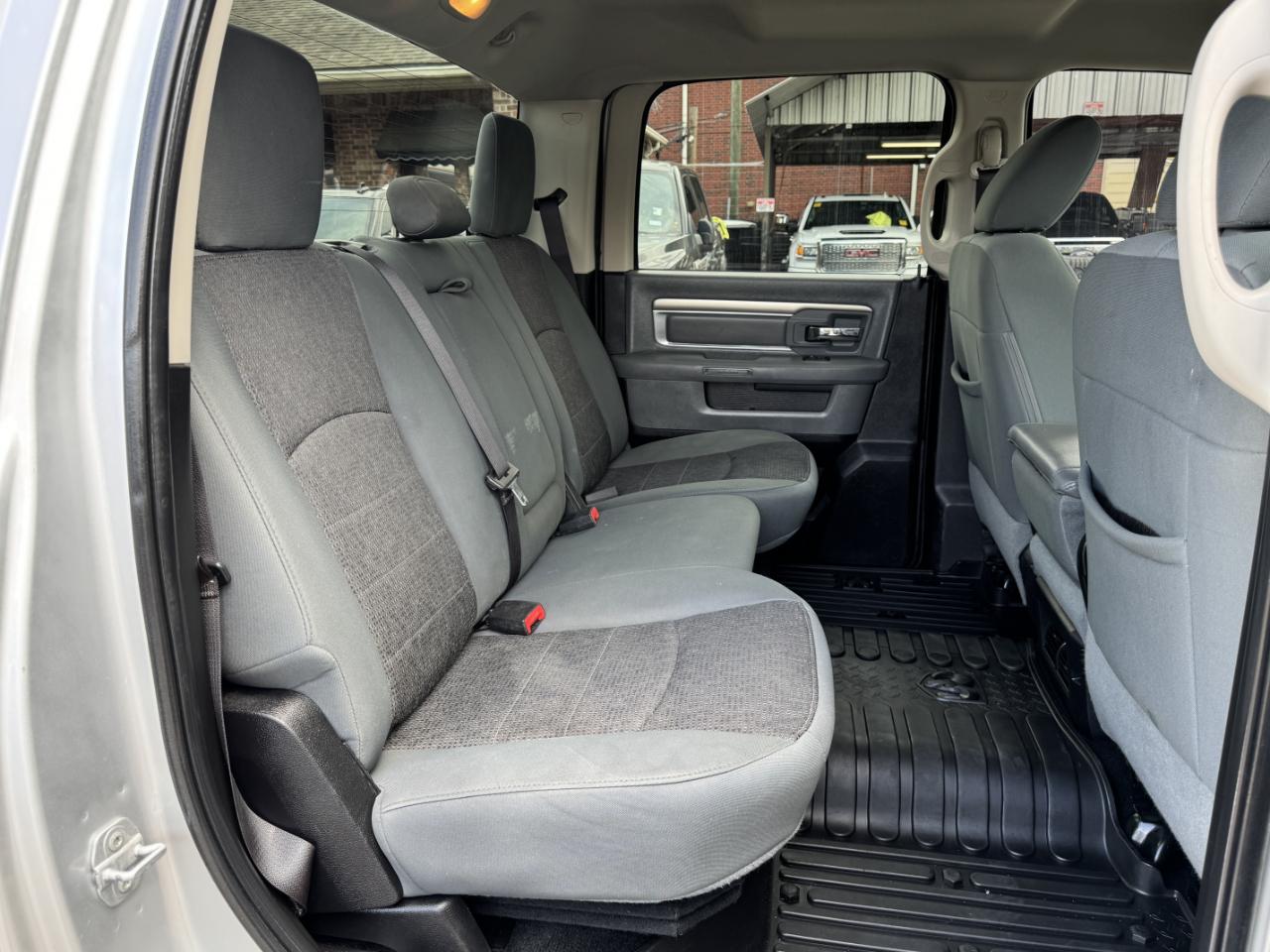 RAM 2500 SLT Crew Cab 4WD 2015