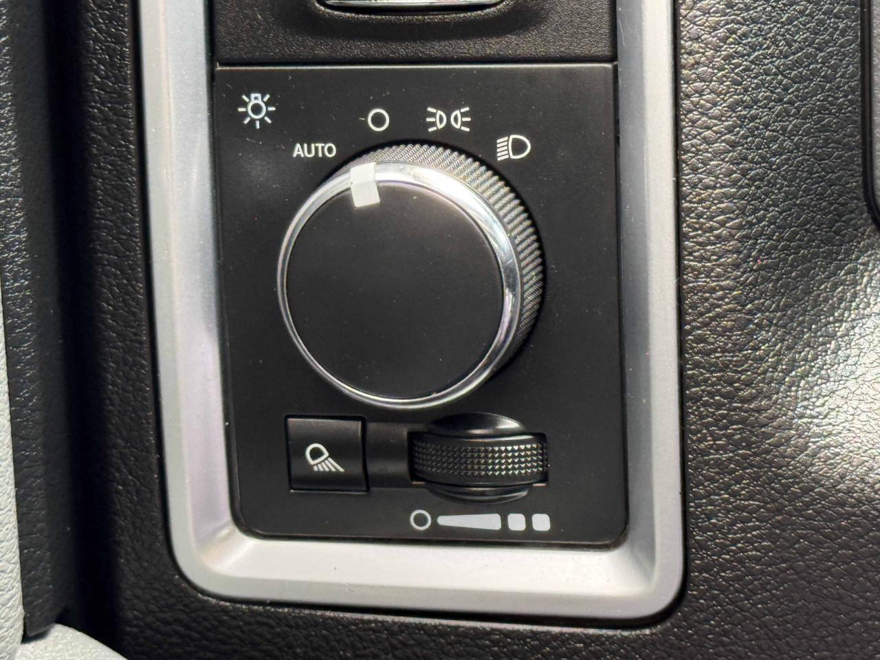 RAM 2500 SLT Crew Cab 4WD 2015