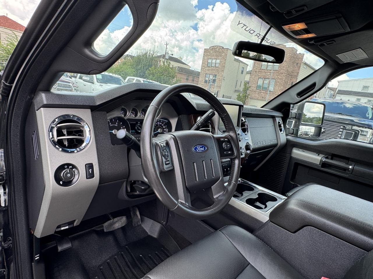 Ford Super Duty F-350 SRW  2016