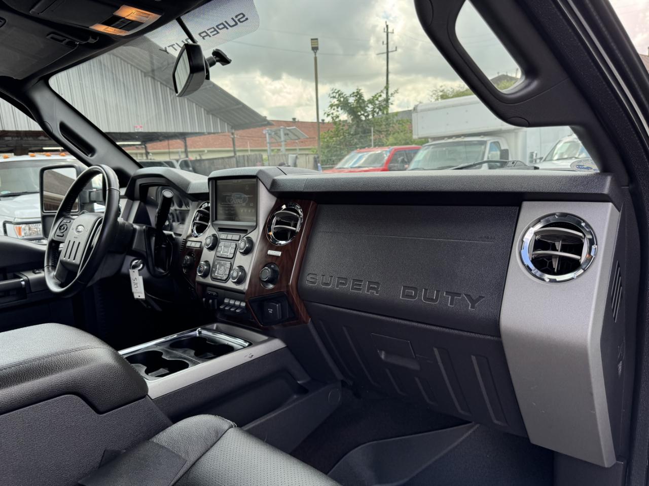 Ford Super Duty F-350 SRW  2016