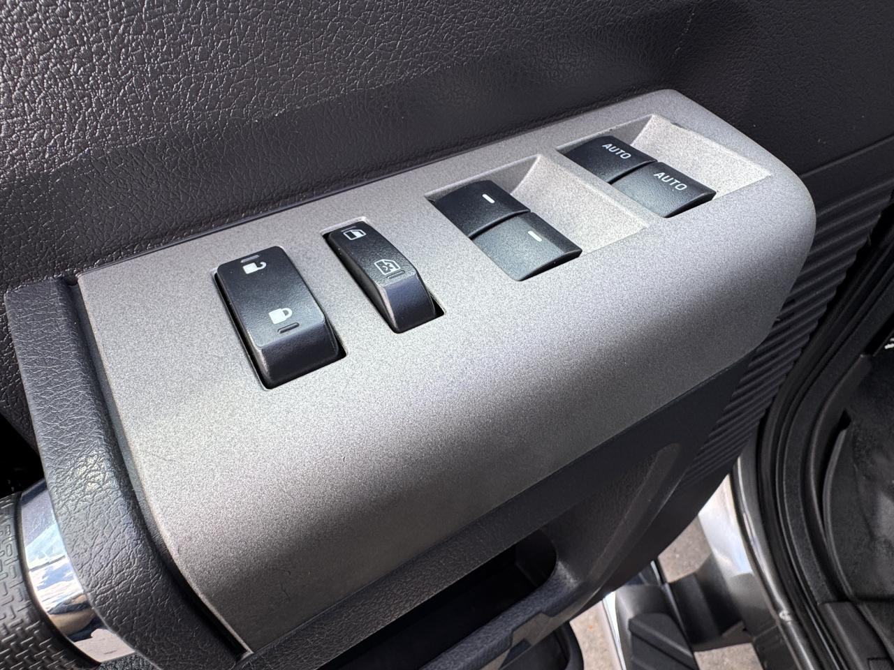 Ford Super Duty F-350 SRW  2016