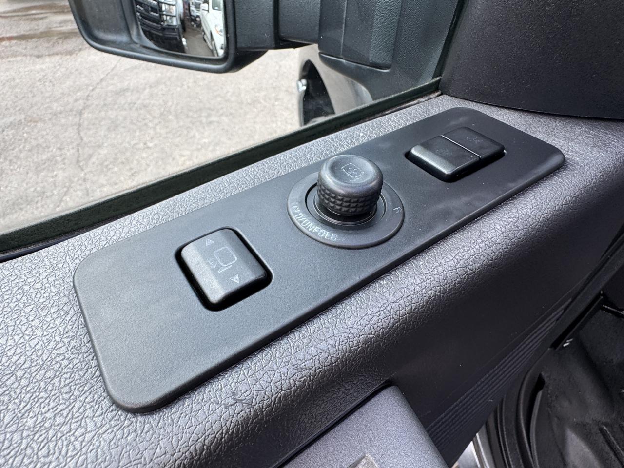 Ford Super Duty F-350 SRW  2016