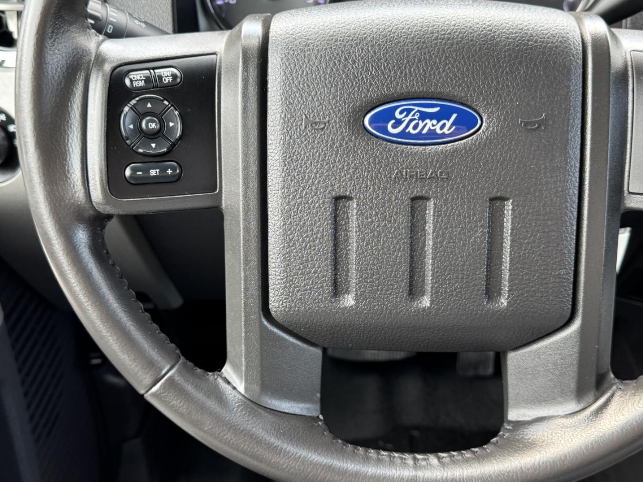 Ford Super Duty F-350 SRW  2016