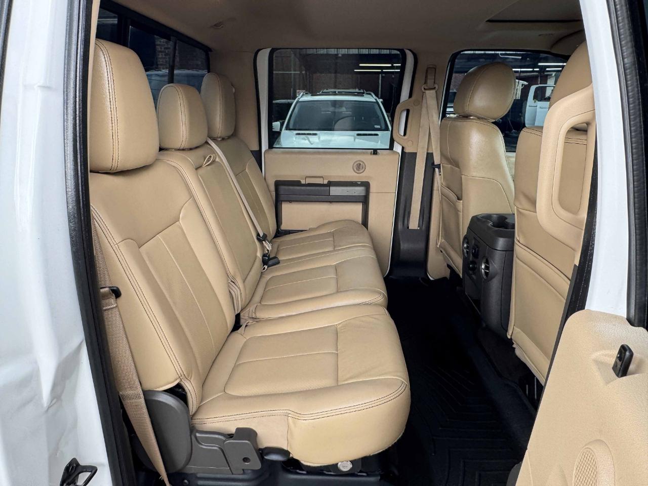 Ford Super Duty F-450 DRW  2012