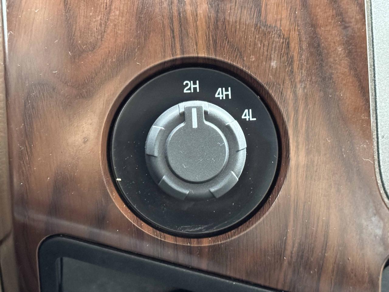 Ford Super Duty F-450 DRW  2012