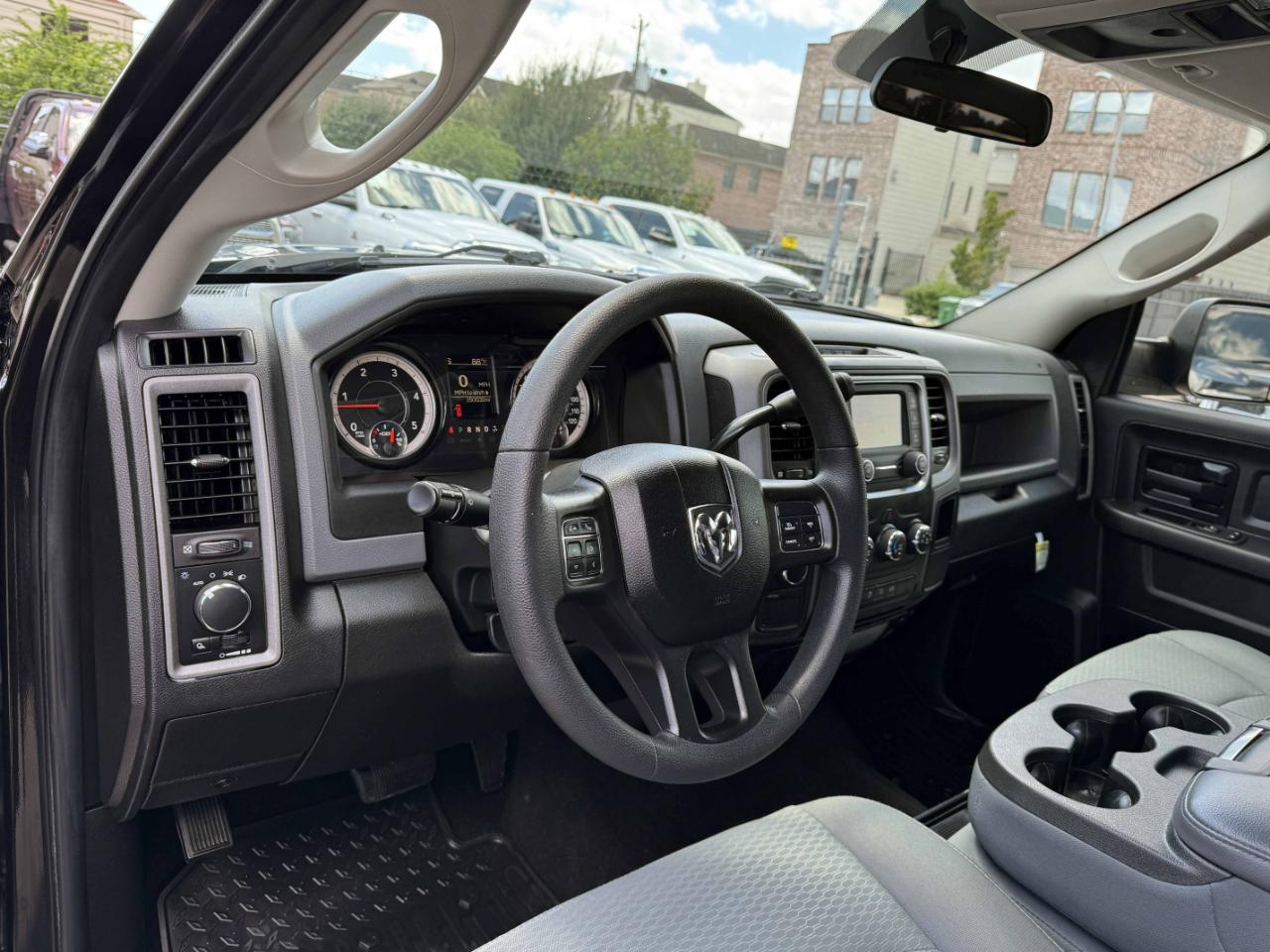 RAM 2500 Tradesman Crew Cab 4WD 2018