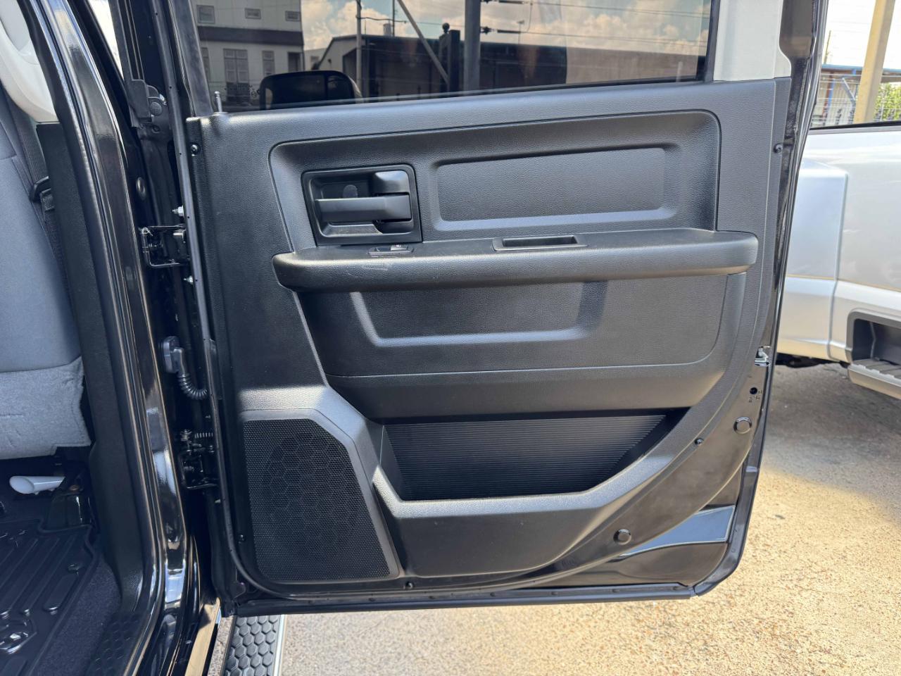 RAM 2500 Tradesman Crew Cab 4WD 2018