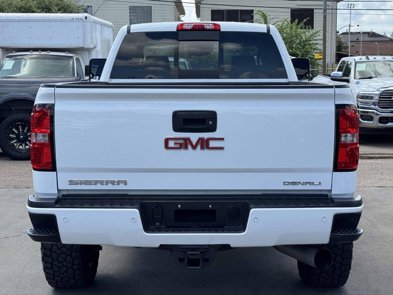 GMC Sierra 3500HD Denali Crew Cab 4WD 2019