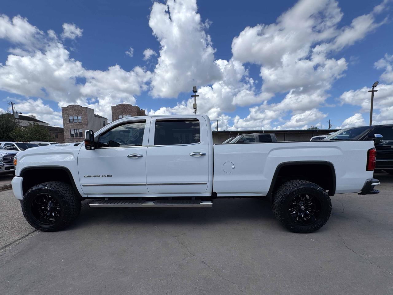 GMC Sierra 3500HD Denali Crew Cab 4WD 2019