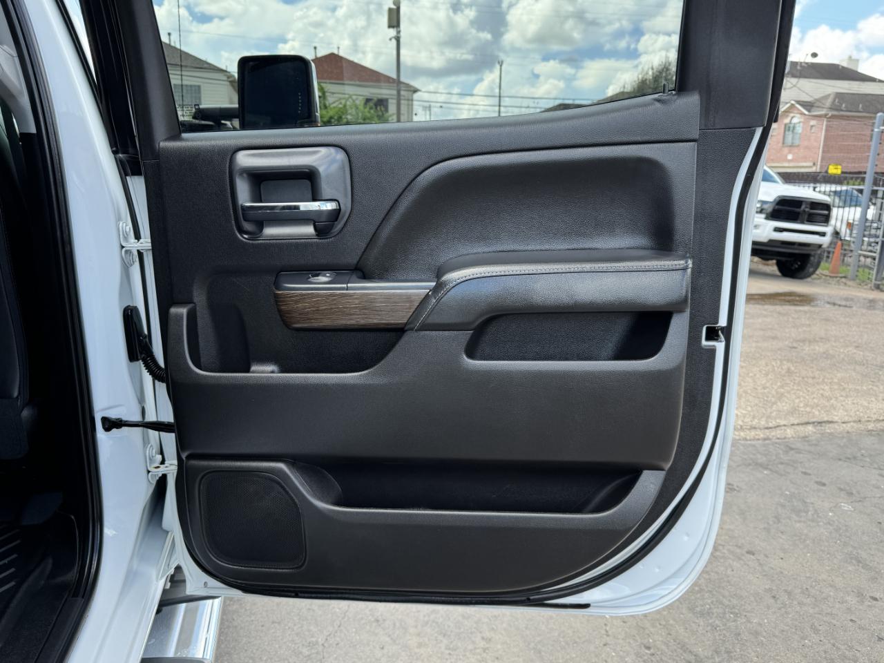 GMC Sierra 3500HD Denali Crew Cab 4WD 2019