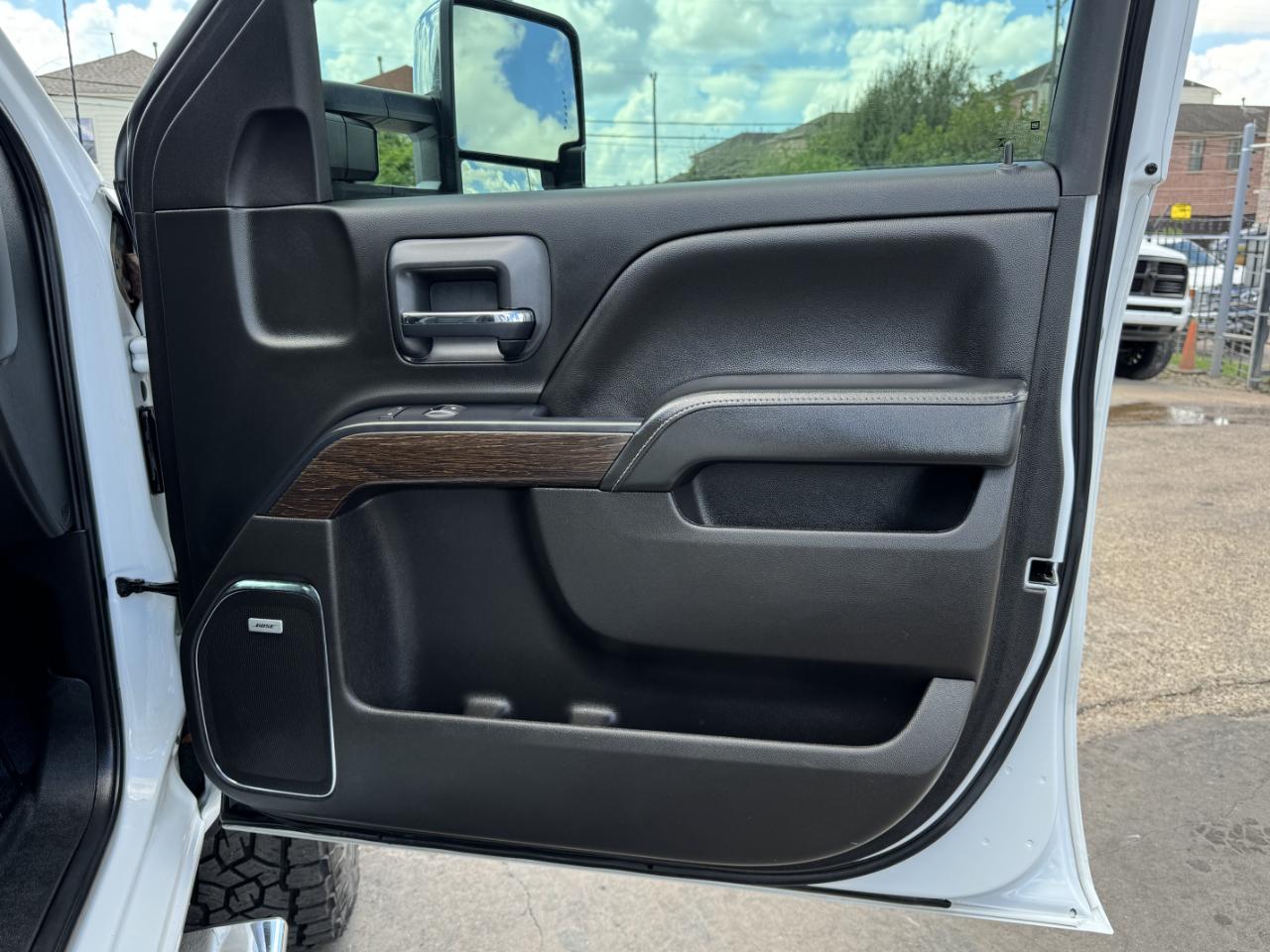 GMC Sierra 3500HD Denali Crew Cab 4WD 2019