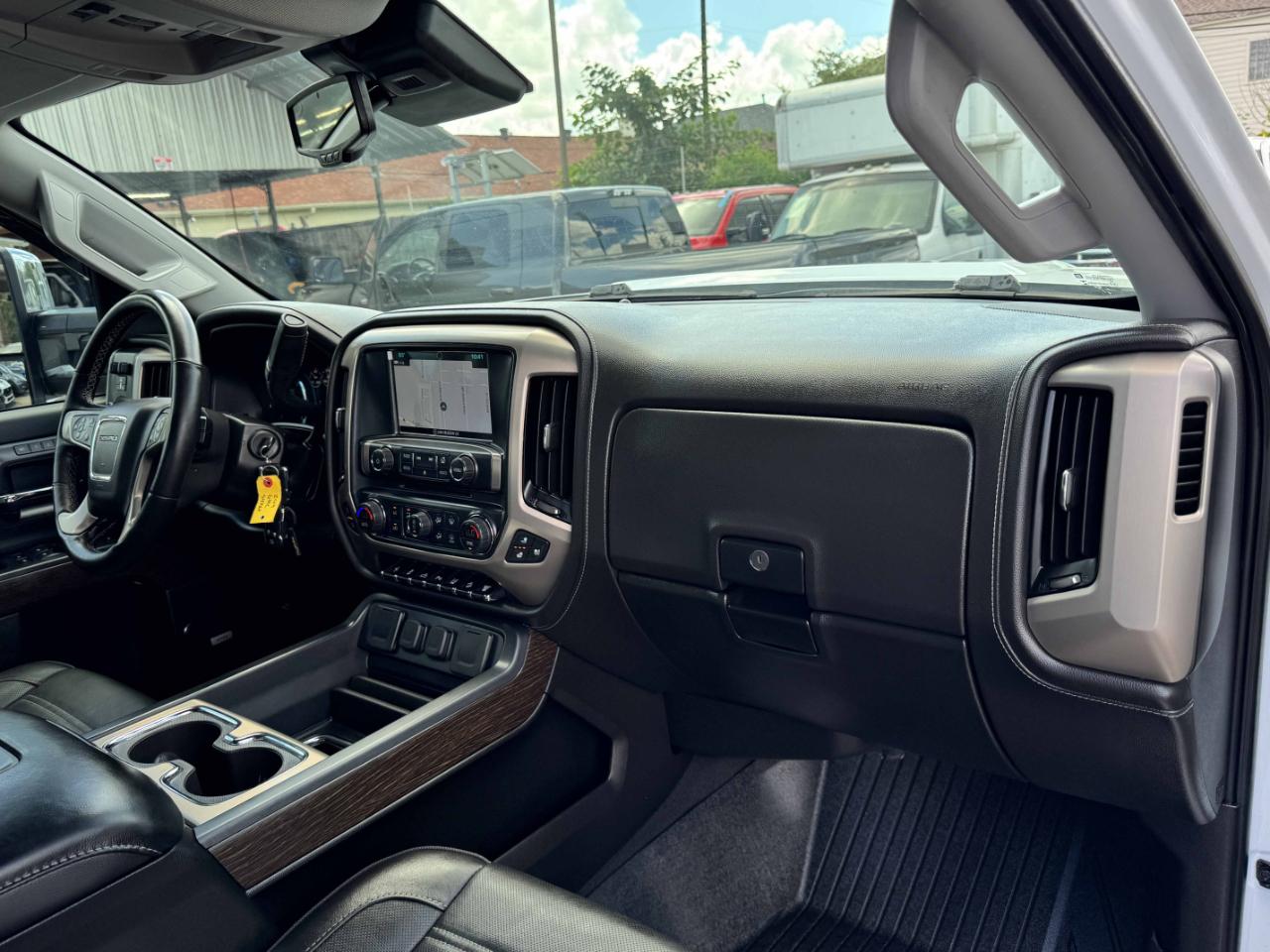 GMC Sierra 3500HD Denali Crew Cab 4WD 2019