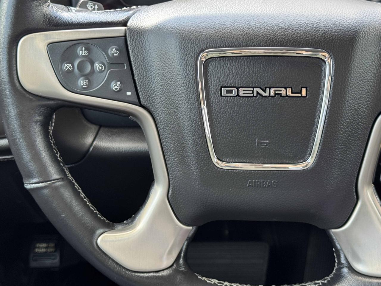 GMC Sierra 3500HD Denali Crew Cab 4WD 2019