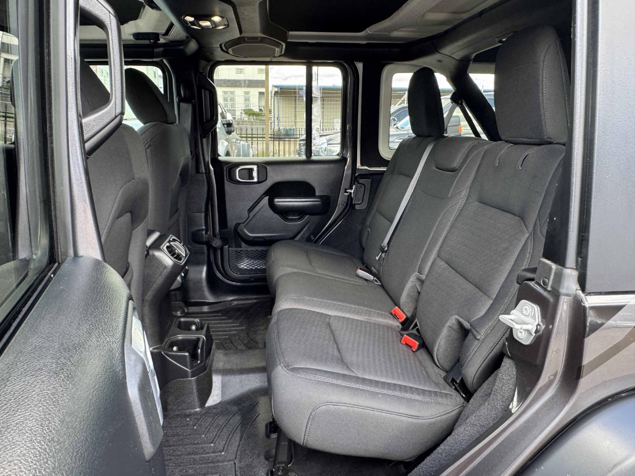 Jeep Wrangler  2021