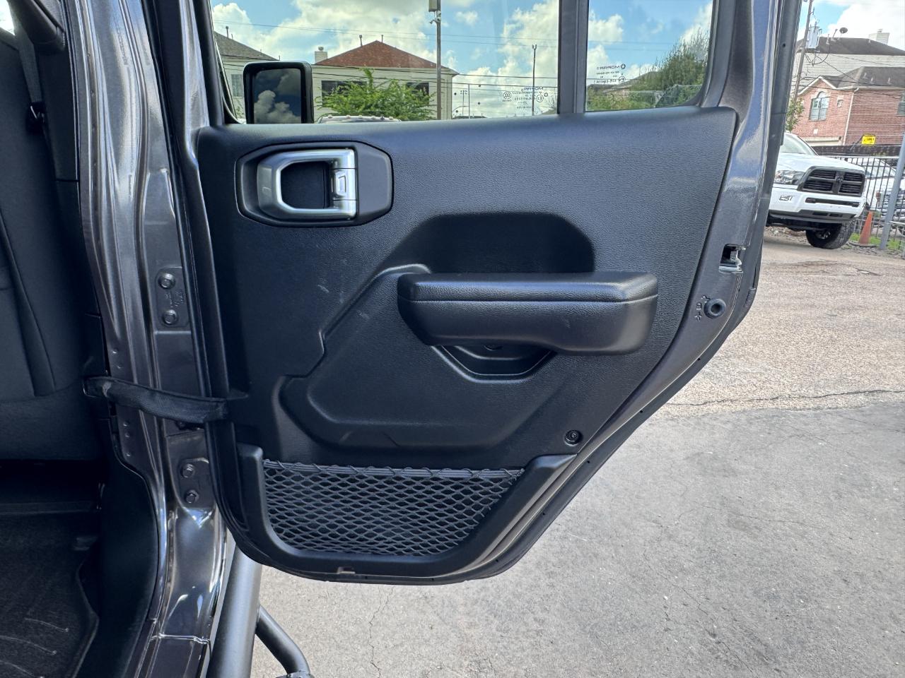 Jeep Wrangler  2021
