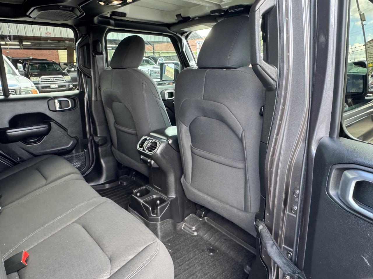 Jeep Wrangler  2021