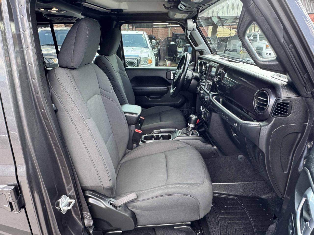 Jeep Wrangler  2021