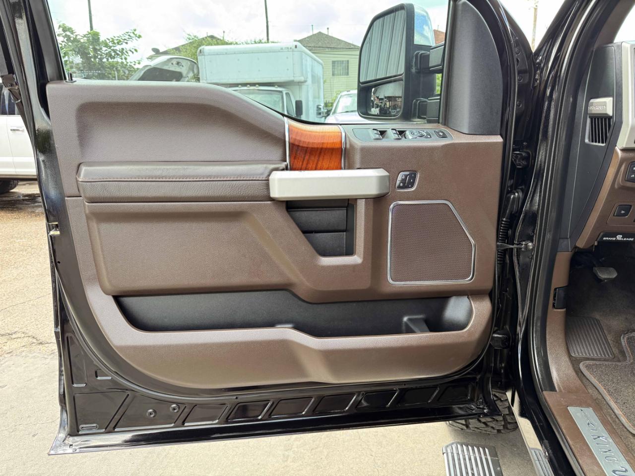 Ford Super Duty F-250 SRW  2017