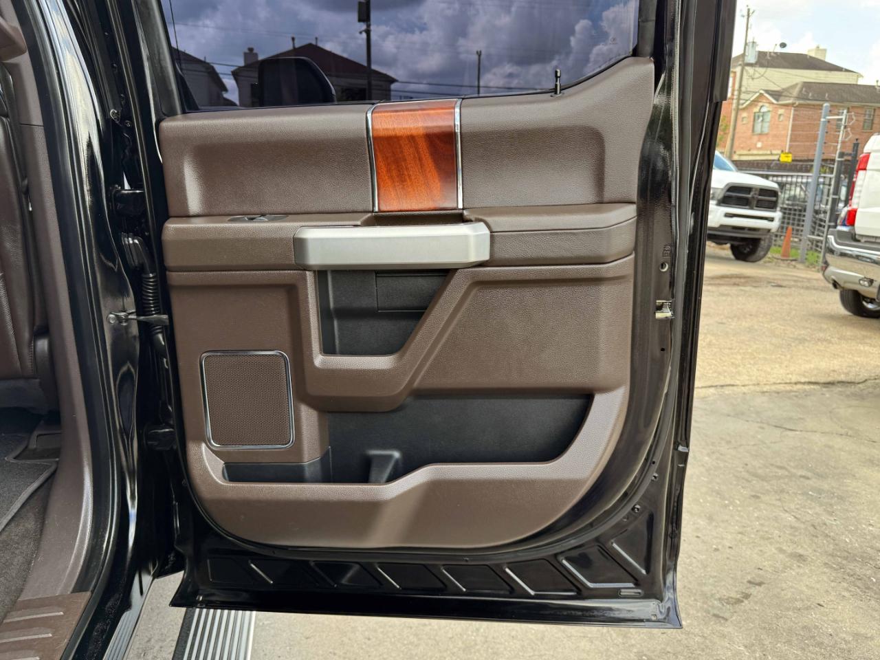 Ford Super Duty F-250 SRW  2017