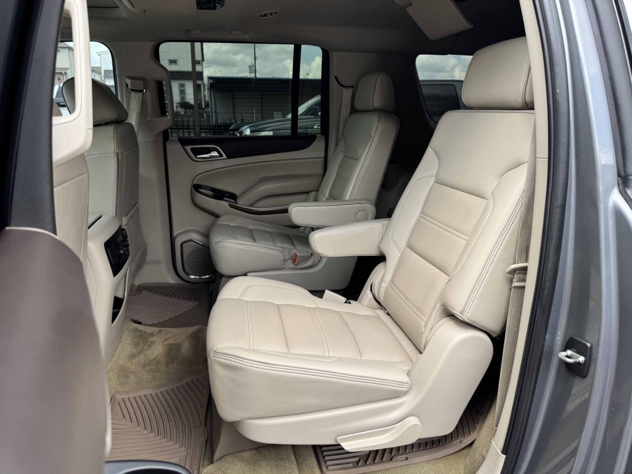 GMC Yukon XL Denali 4WD 2019