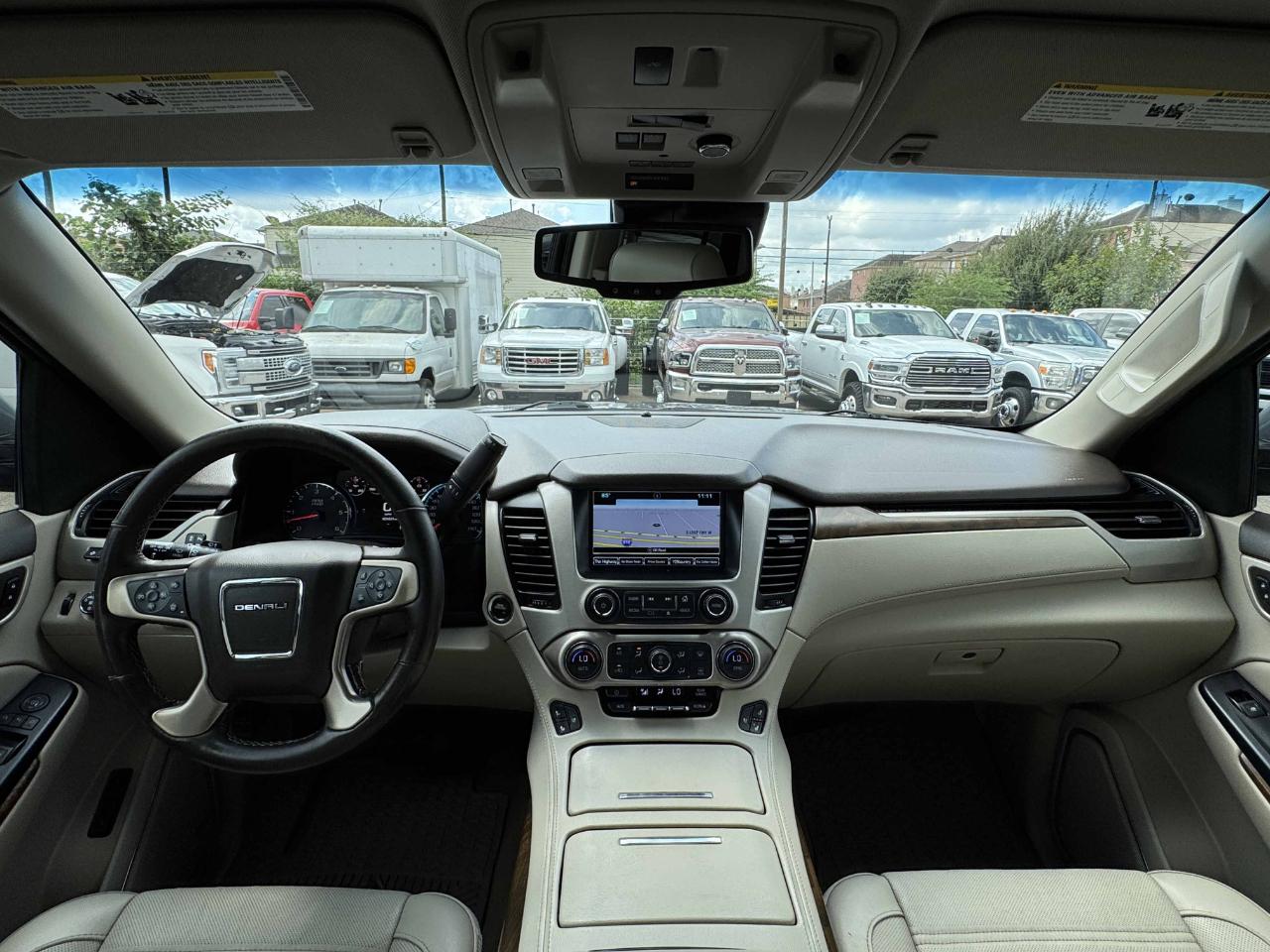 GMC Yukon XL Denali 4WD 2019