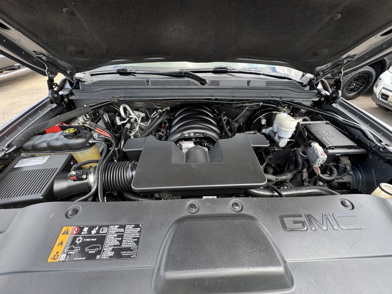 GMC Yukon XL Denali 4WD 2019